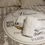 Δωμάτια σε οικογενειακή κατοικία Les Ded-chambre D Cosy Lafrançaise
